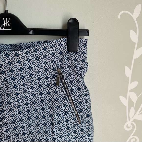 Blue Floral Print Kenar Pants in size US 12 - Picture 2 of 6